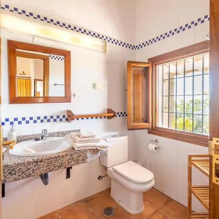 Casa Chica By Rosas Cantares